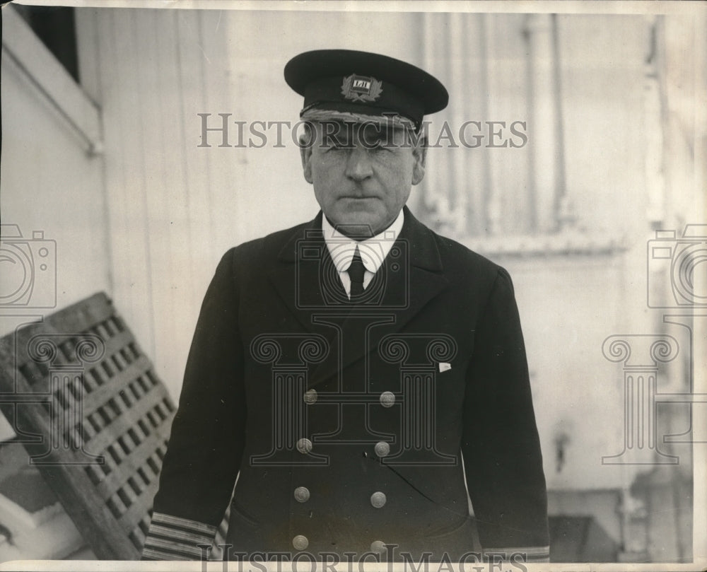 1927 Press Photo Capt. Evan R. Williams of the S. S. Vauban - neb88033 - Historic Images