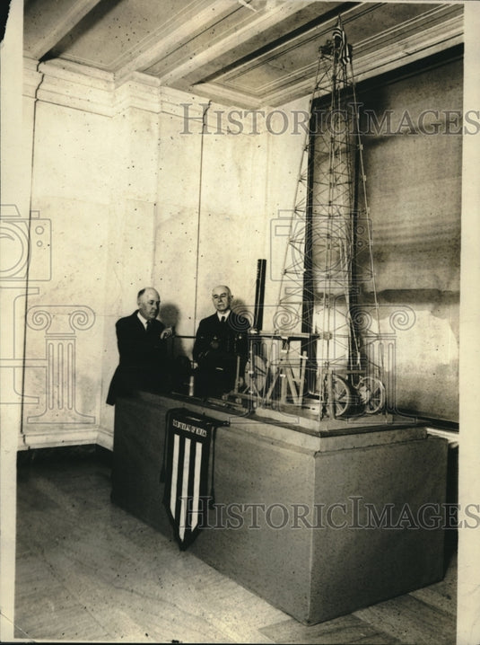 1923 Modern & Complete Oil Derick On Display At Mine Appliance-Historic Images