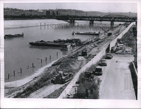 1953 Flood wall along the Kansas River at Armourdale district-Historic Images