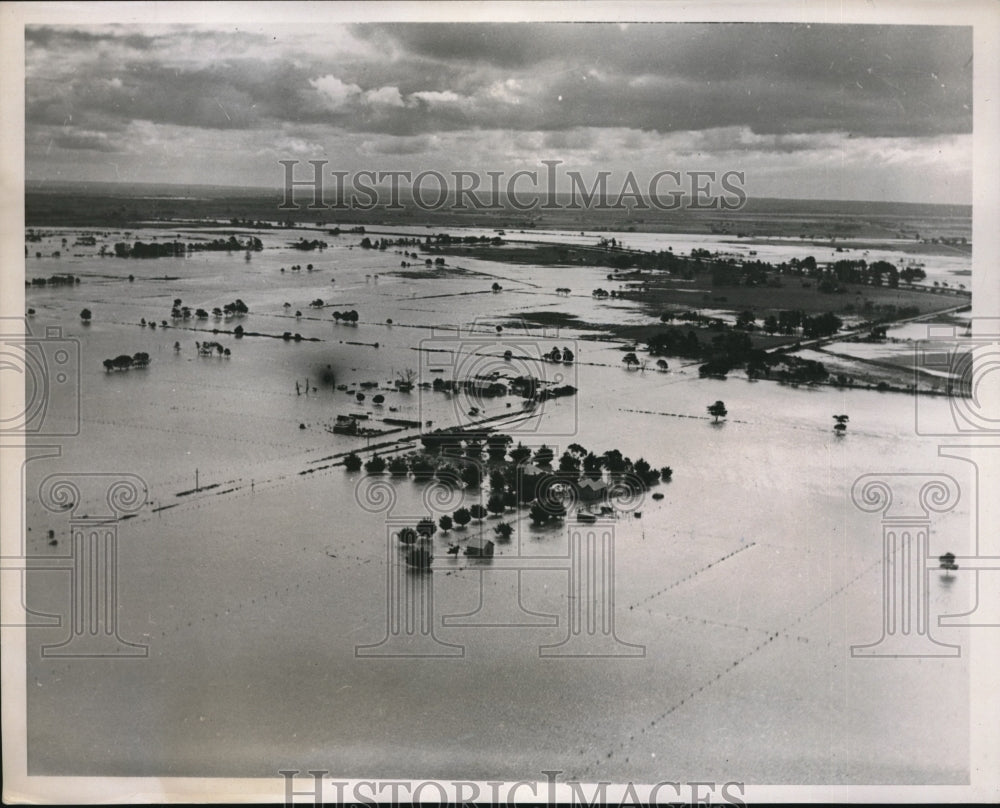 1937 Press Photo Aerial view of flood in Spring in Australia near Melbourne - Historic Images