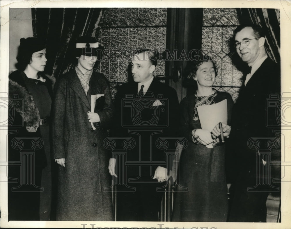 1935 Press Photo Miss J. Whitbread, Miss E. Bliss, Sen. J. Dunnigan - Historic Images