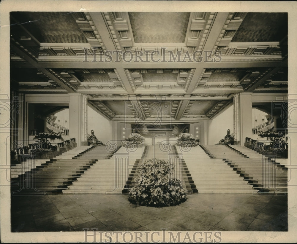 1930 Press Photo The magnificent stairway of the Palais dela Mediterranee-Historic Images