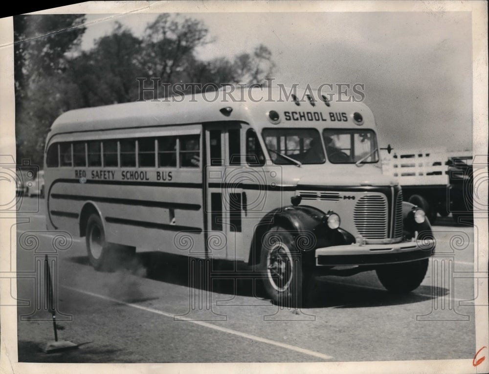 1947 Wash.D.C. conventional school bus with safety tubes for tires - Historic Images