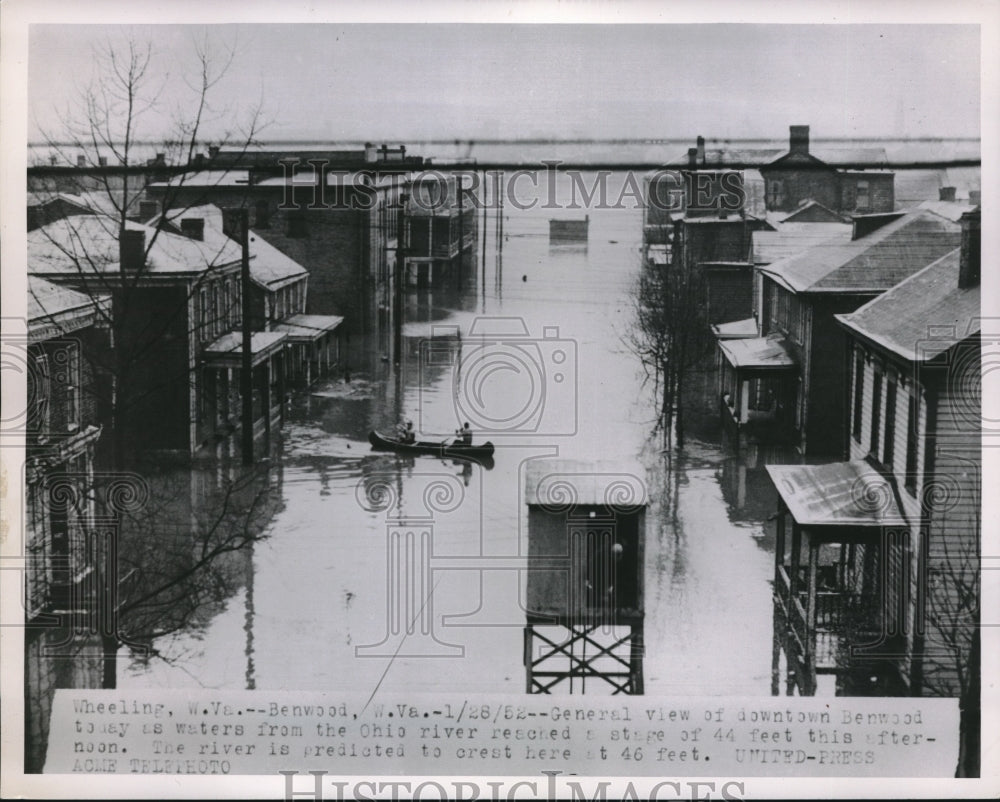 1952 Press Photo Wheeling, W.Va Ohio river floodwaters swamp the town - Historic Images