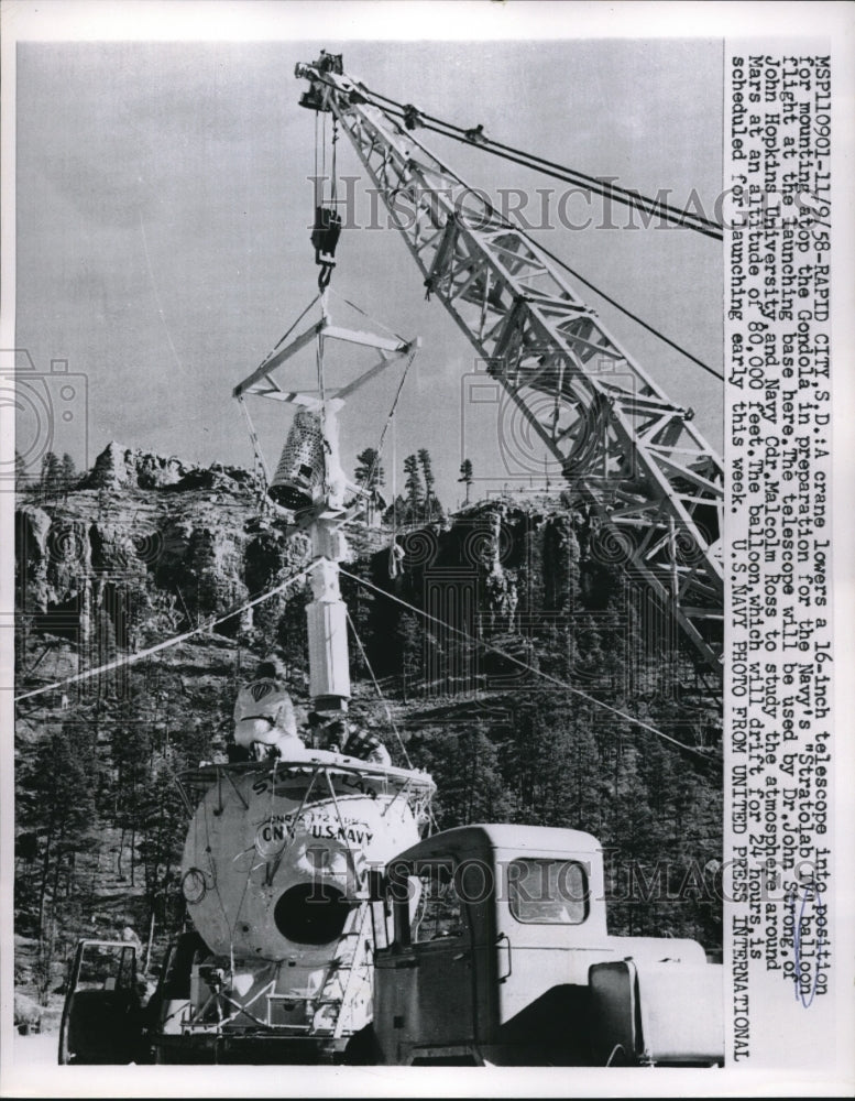 1958 Rapid City, S.D. crane &amp; telescope for Navy Stratolab - Historic Images