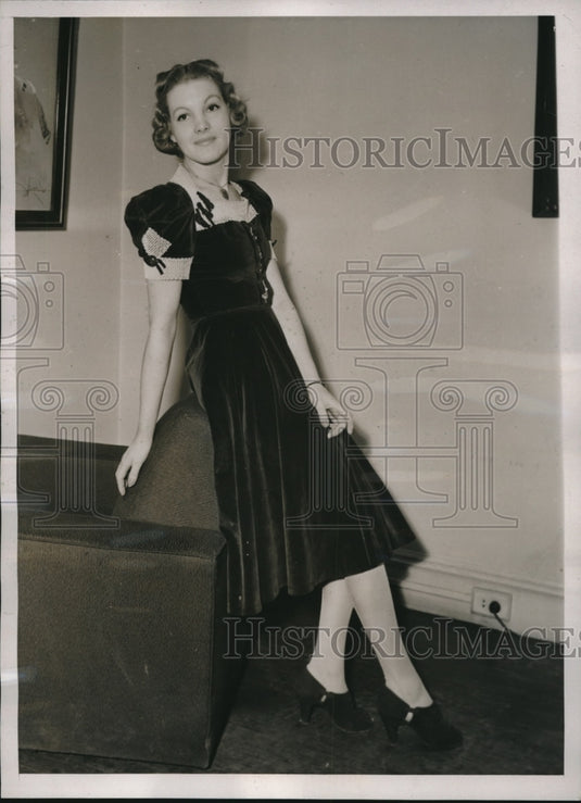 1938 Thornton Agency model Lucille Wilds, insured for 100K-Historic Images