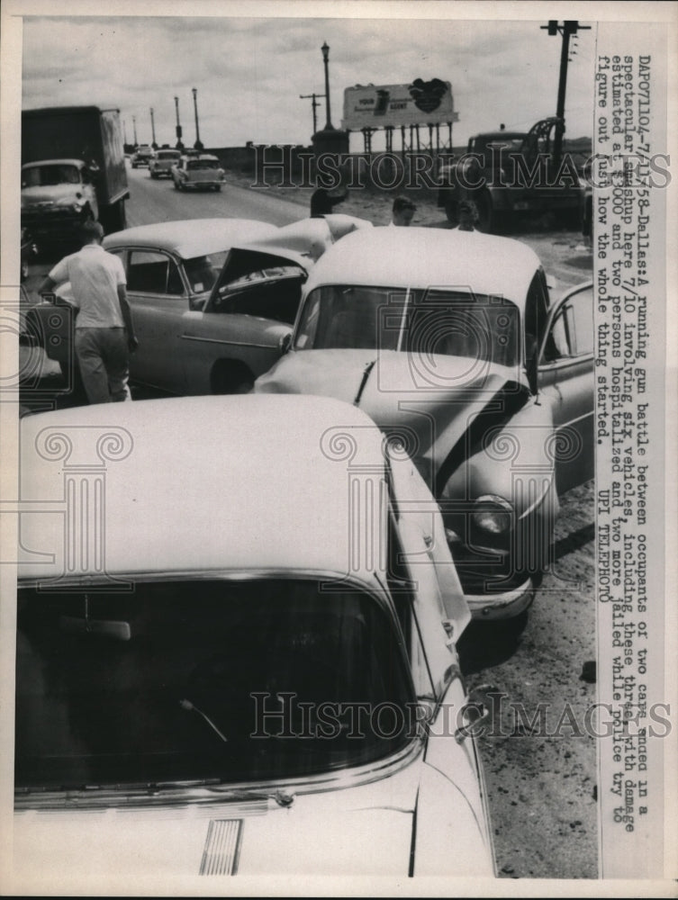 1958 Gun Battle Between Occupants of 2 Cars in Dallas 2 in Hospital - Historic Images