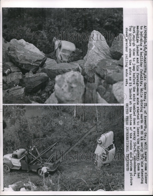 1958 Press Photo Gary Kean's Car After Crash Jumped Out of Car Before Rolled Hil-Historic Images