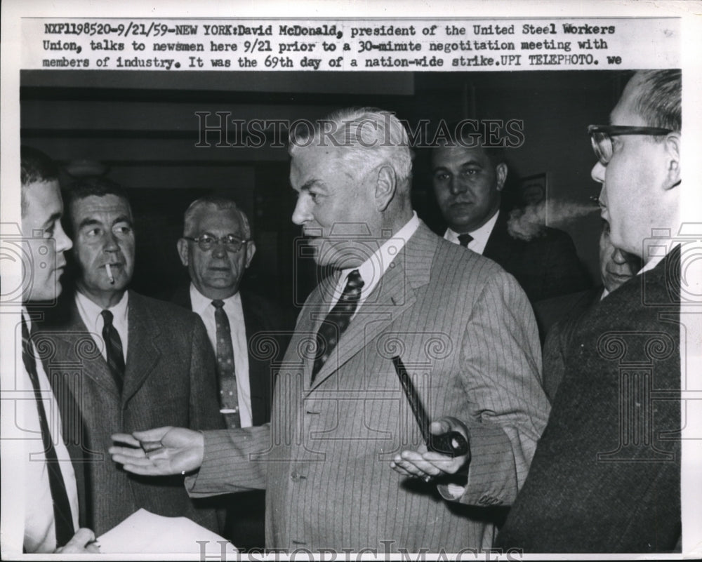 1959 Press Photo David McDonald, Pres. of United Steel Workers Talks to Newsmen-Historic Images