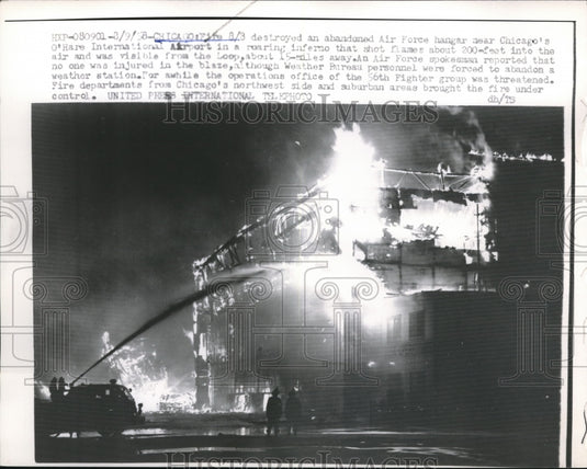 Press Photo Fire at abandoned Air Force Hangar near Chicago's O'Hare Airport - Historic Images
