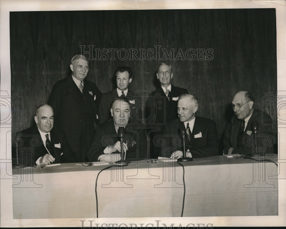 1940 Members of Forum Panel of youth &amp; Industry Ernest Hopkins Dartm - Historic Images