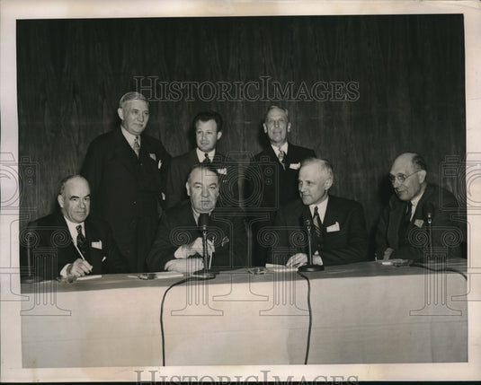 1940 Members of Forum Panel of youth & Industry Ernest Hopkins Dartm - Historic Images