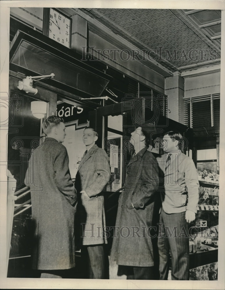 1939 Kent university students heading to their dorm for curfew - Historic Images