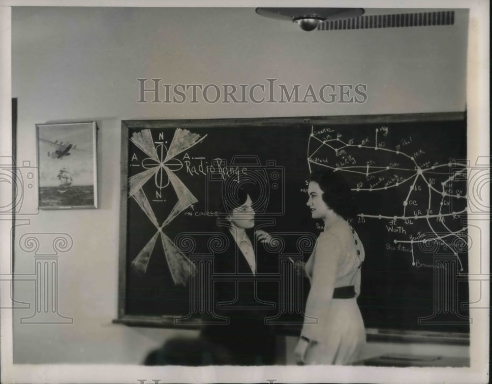 1939 Mae Leslie Student In American Airlines Hostess Class - Historic Images