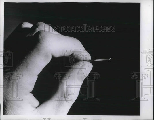 1956 Press Photo Jig-Saw Needle for Sewing Machines - Historic Images