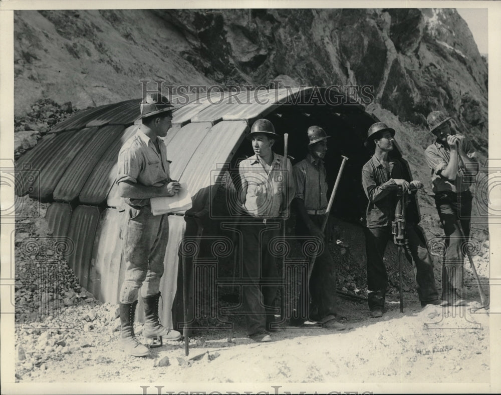 1934 Press Photo Mining Show in Los Angeles Device Protects Miners Falling Rock - Historic Images