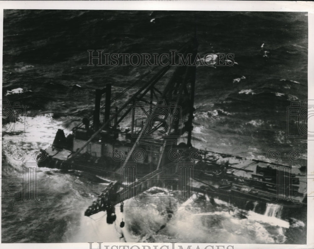 1950 Press Photo 150 Miles South of Morgan City LA High Seas Hurricane-Historic Images