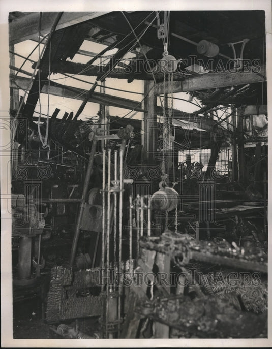 1940 Press Photo Condenser Service & Engineering Company Plant Destroyed By Fire - Historic Images