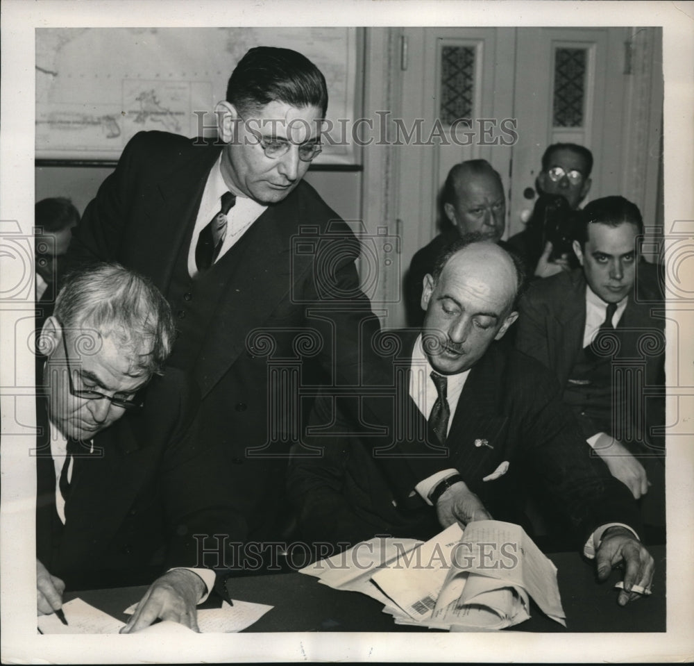 1940 Press Photo Representative Frank Hook David Mayne - Historic Images