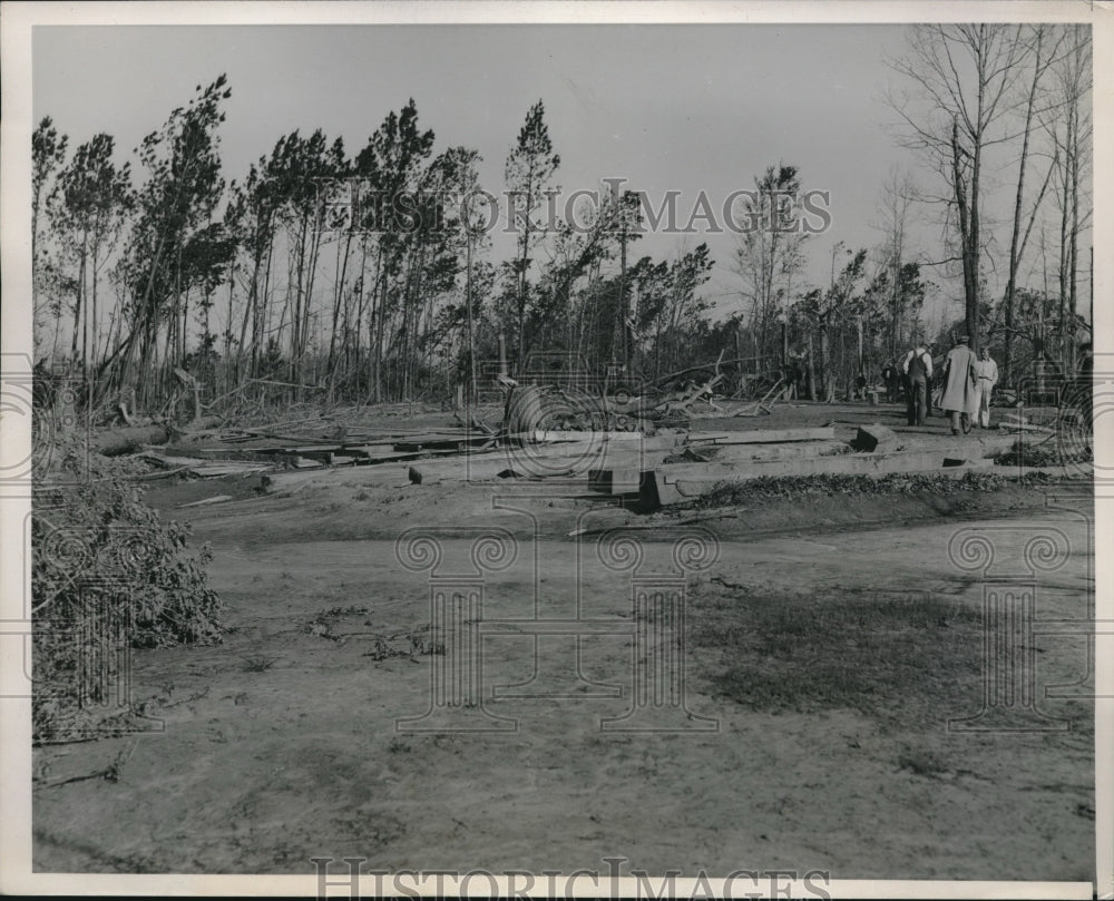 1939 Press Photo Foundation Timbers All That Remain Of Church In Center Point AR-Historic Images