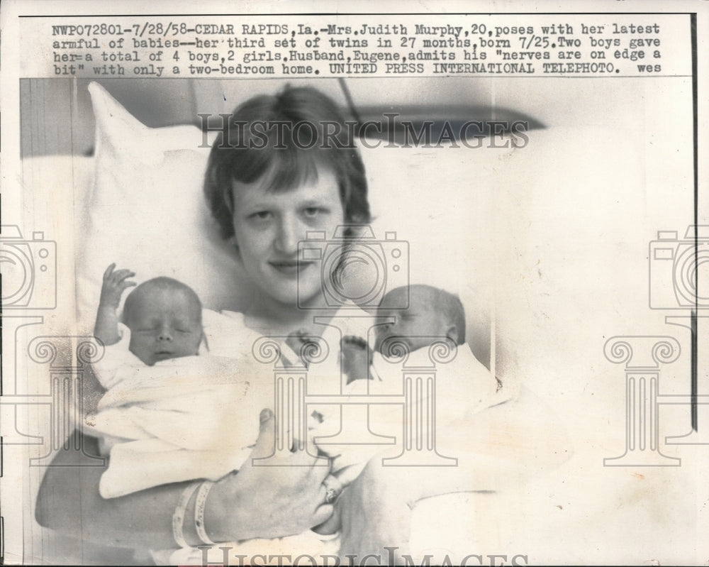 1958 Press Photo Mrs. Murphy 20 produces 3rd set of twins in Cedar Rapids. Ia. - Historic Images