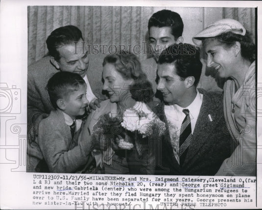 1956 Press Photo Milwaukee, Wis, Mr & Mrs ZCsicsery & sons, Hungarian refugees - Historic Images
