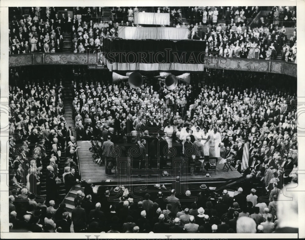 1935 Press Photo 12000 People Attend Meeting At Los Angeles Olympic Stadium - Historic Images