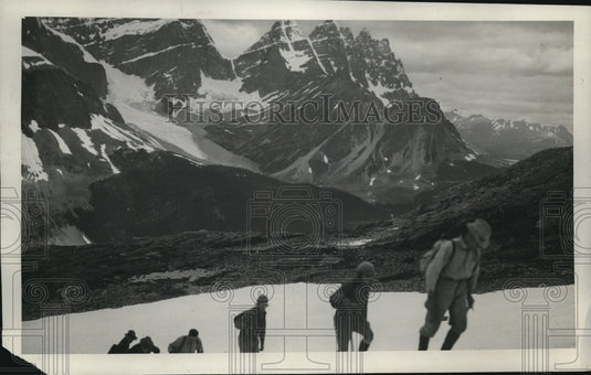 1934 Press Photo Thunderbolt Peak Alpine Camp, Sibbald,Hay,DesBrisay,Brigden - Historic Images