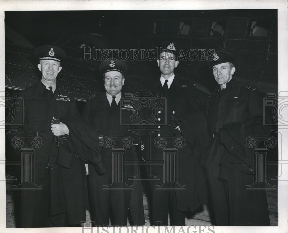 1946 Press Photo Air Meet, Air Marshall Williams, Commander W. Garing-Historic Images