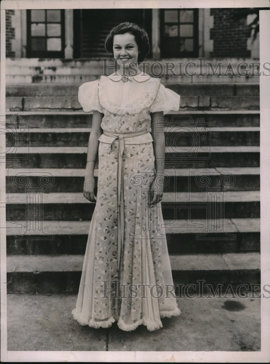 1936 Press Photo Frances Webb of Miami, Fla. in State Style Review dress fashion - Historic Images