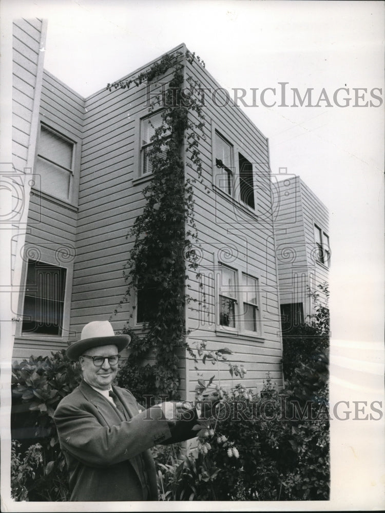 1957 Press Photo Alex Taylor, San Francisco brewer in his garden - neb94730 - Historic Images