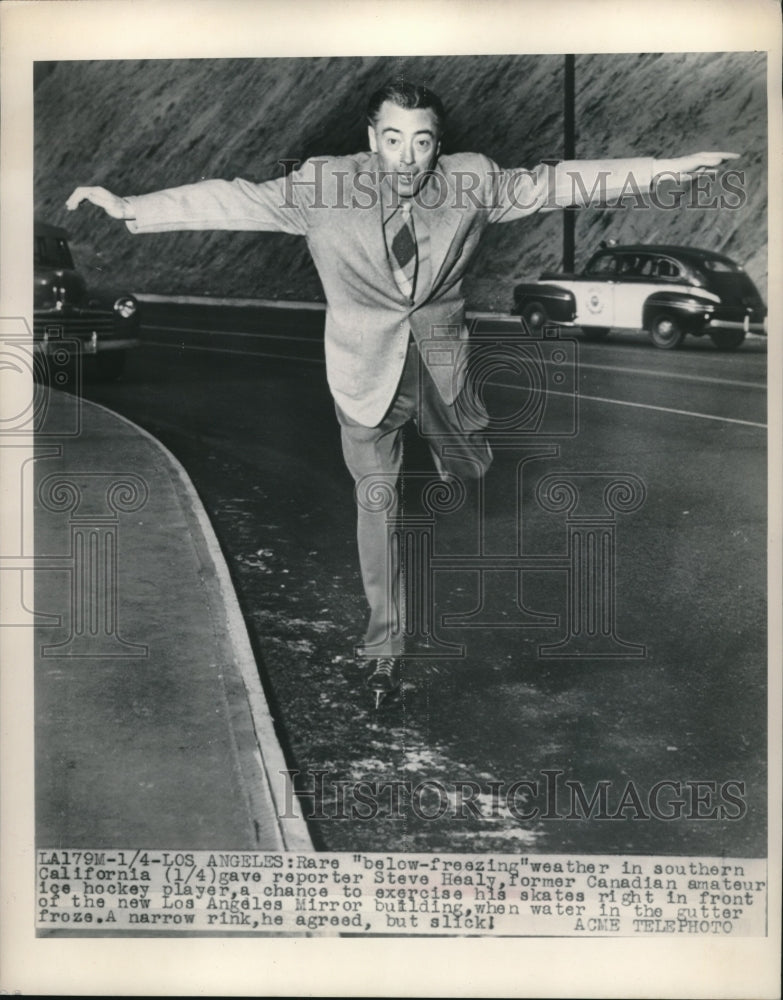 1949 Press Photo Reporter Steve Healy Skates In Los Angeles - Historic Images