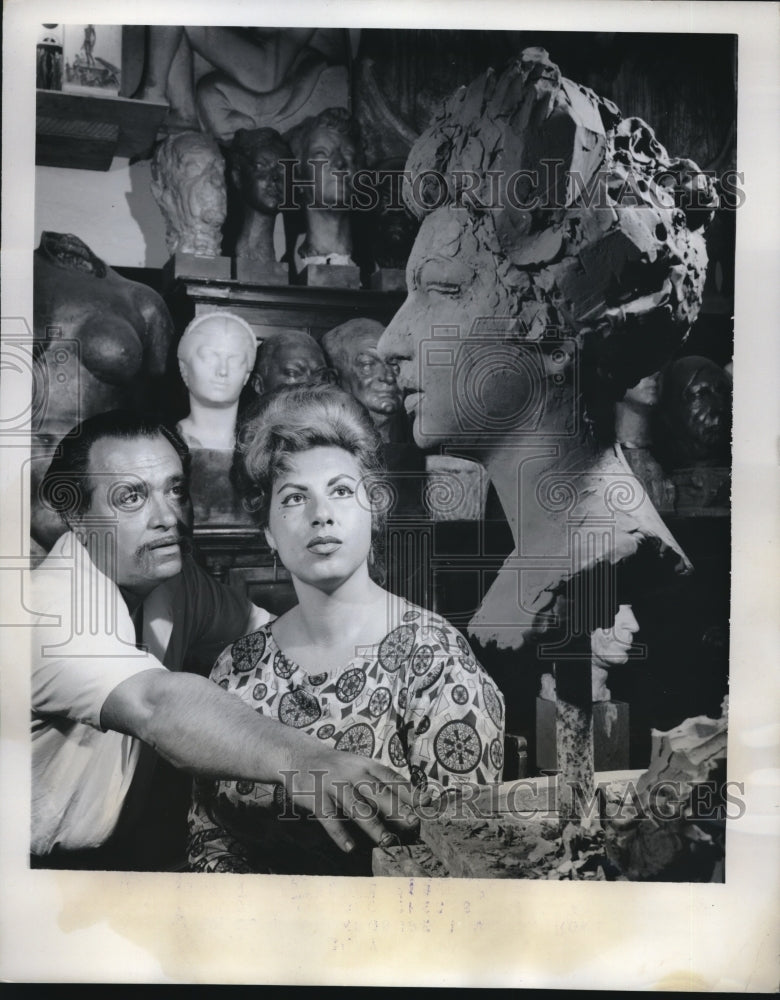 1962 Press Photo Irma Capece Minutolo, Assen Peikoff, Sculptor - Historic Images