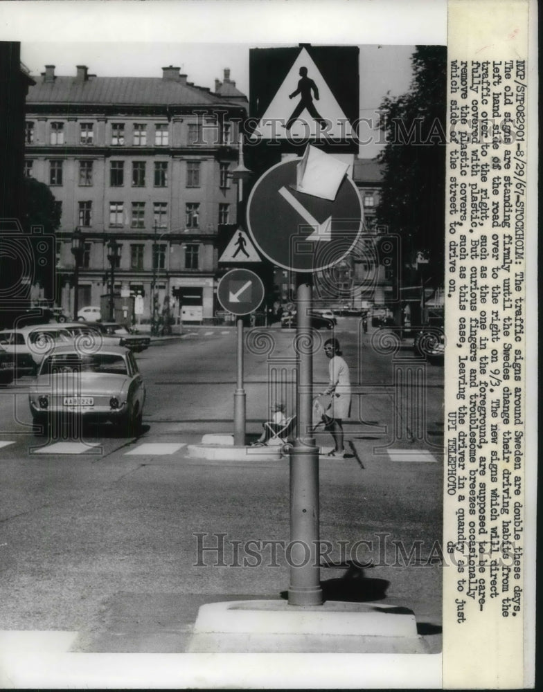 1937 Press Photo View of traffic signs in Stockholm Sweden - neb94954 - Historic Images