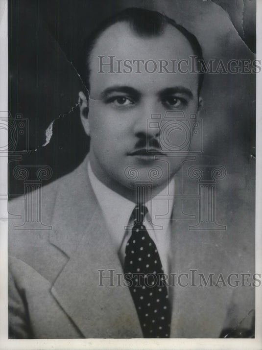 1932 Chicago Attorney Paul Walton Being Hunted by Police Kidnapping - Historic Images