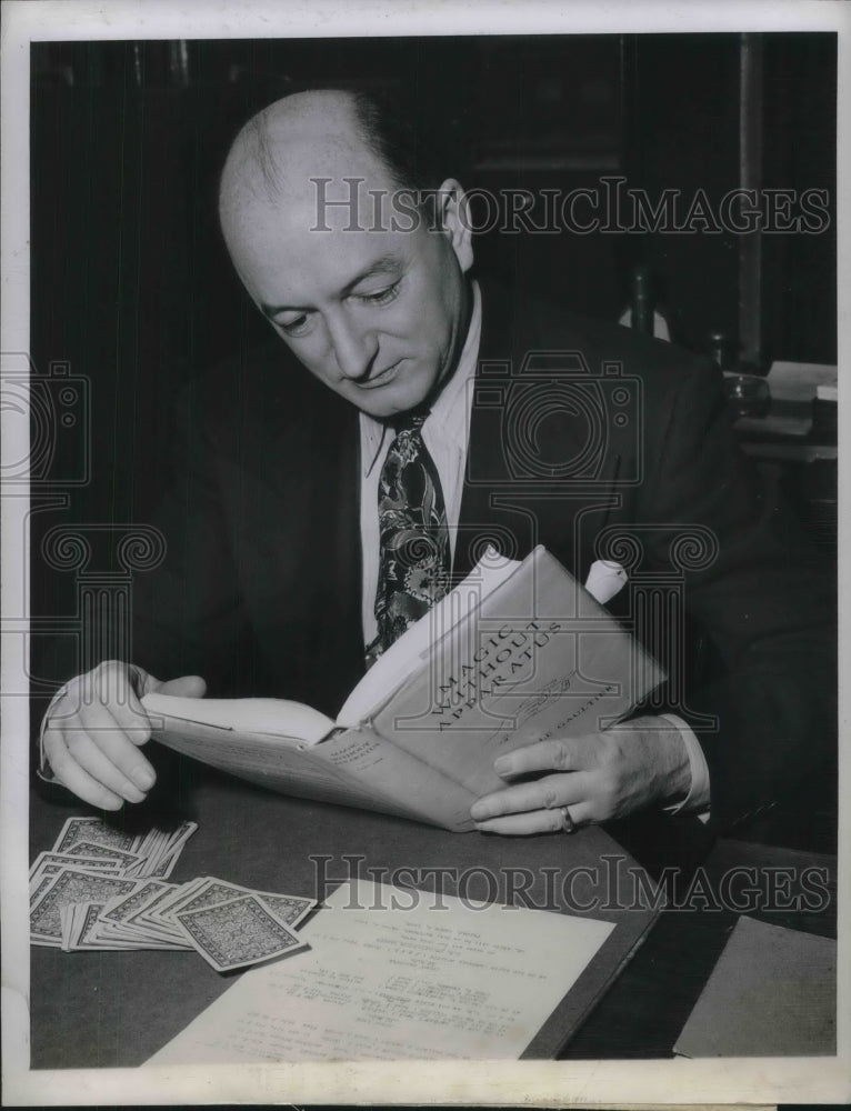 1948 Assistant District Attorney Joseph Tobin - Historic Images