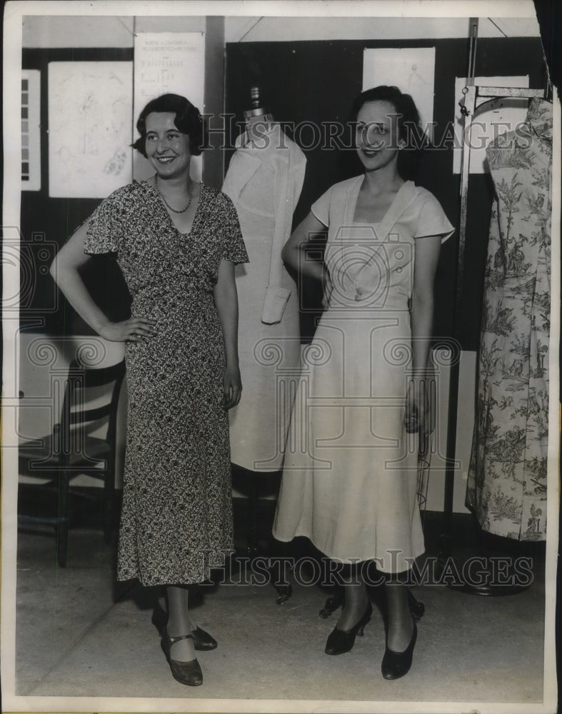 1932 Press Photo Helena Van Leer &amp; Dorothy Suppes students at Traphagen School - Historic Images