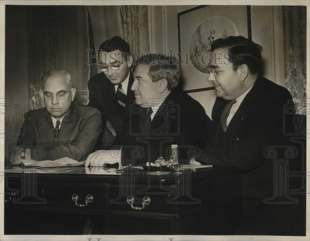 1941 Press Photo Midland Steel strike settled, Ep Turner,Em Owen,J Dewey,Lamotte-Historic Images