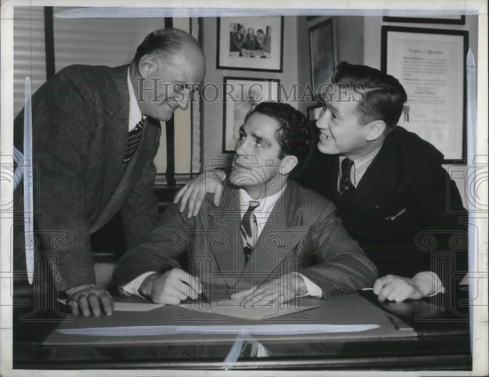 1940 Press Photo Mike Jacobs ,Billy Conn ,&amp; Johnny Ray - neb95552 - Historic Images