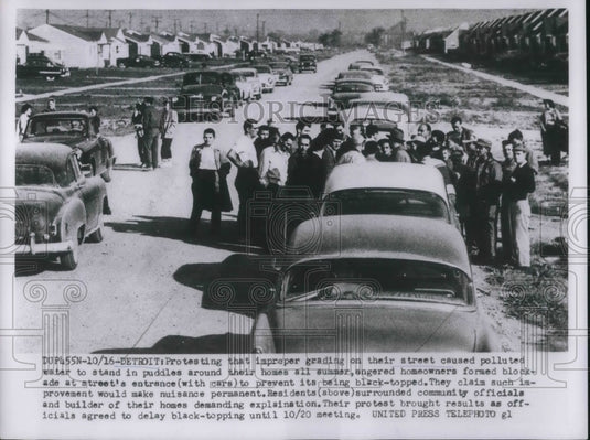 1953 Press Photo Detroit, Mich. protest auto parade against bad roads - Historic Images