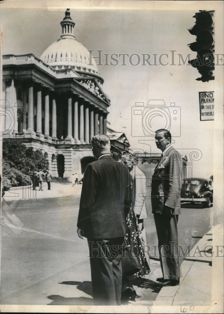 1949 Press Photo Franklin Roosevelt Jr Washington D.C. Capitol Visit - Historic Images