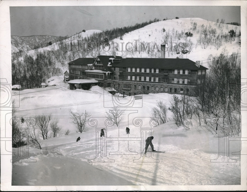 1946 Press Photo Yutanaka Japan Hotel Shiga Heights Military Resort - neb96709-Historic Images