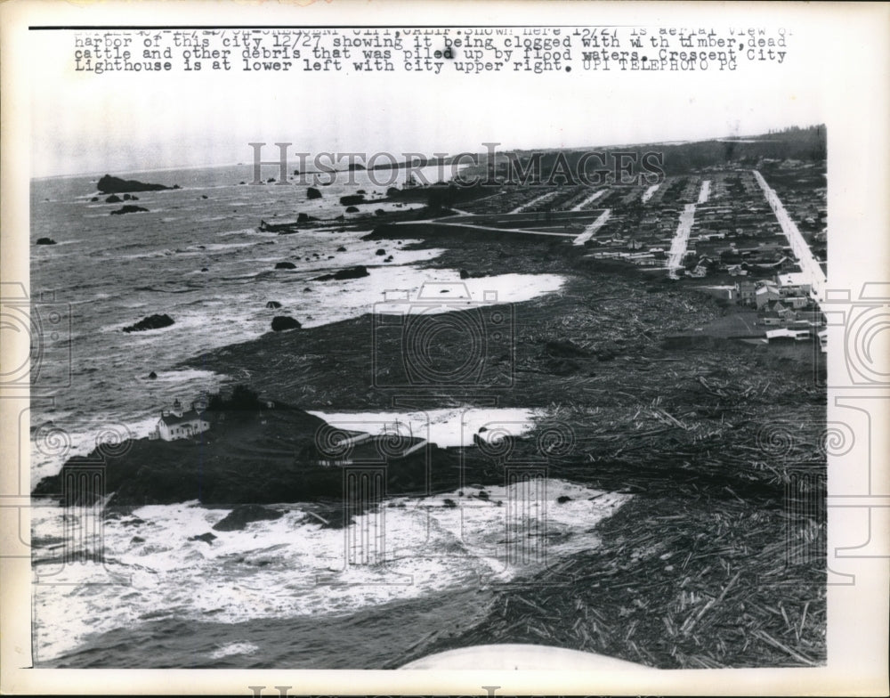 1964 Press Photo Aerial view of Harbor in California clogged from a storm - Historic Images