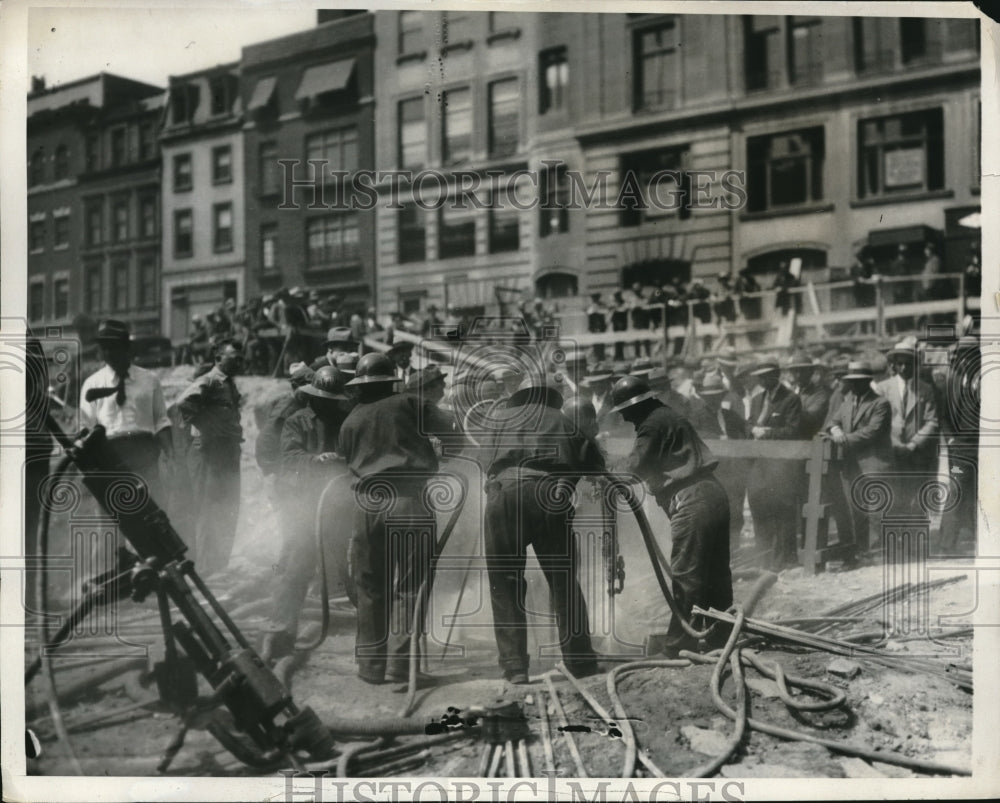 1932 Test for Dust Eliminator for Prevention of Silicosis-Historic Images