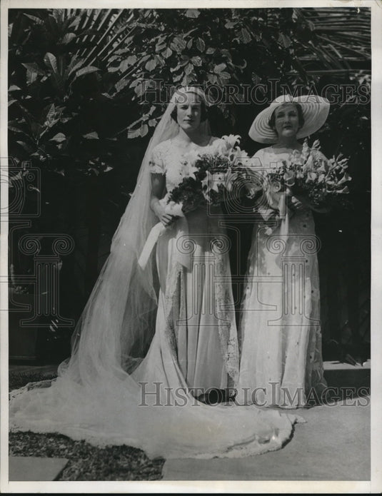 1933 Press Photo Miss Mary Guthrie Coke & Mrs William Watts of Cleveland - Historic Images