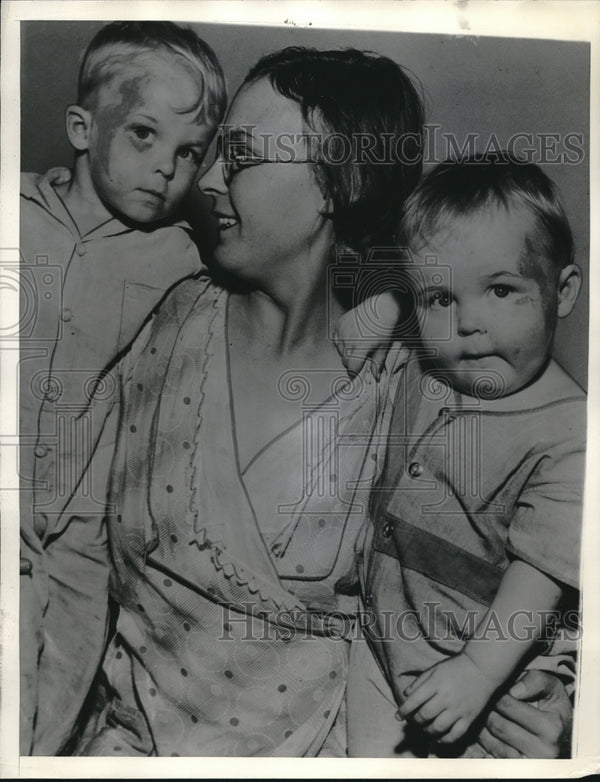 1934 Press Photo Mrs Esther Ross & her sons Alan, Gordon in NYC ...