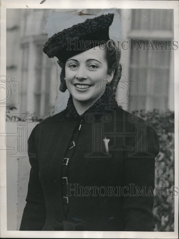 1940 London, Valerie Porter heads to court vs her parents - Historic Images