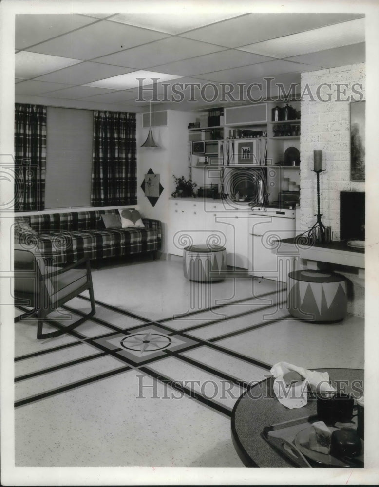 1954 Press Photo designer decorated Recreation Room for family home - Historic Images