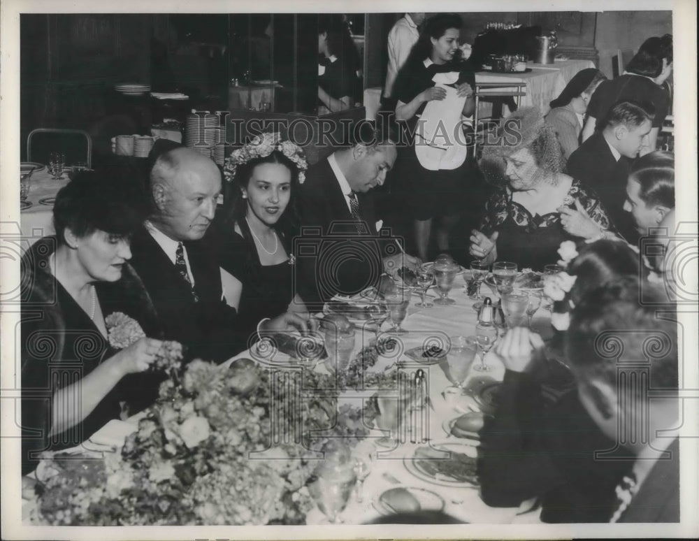 1945 Press Photo Government officials at a dinner on San Francisco California-Historic Images