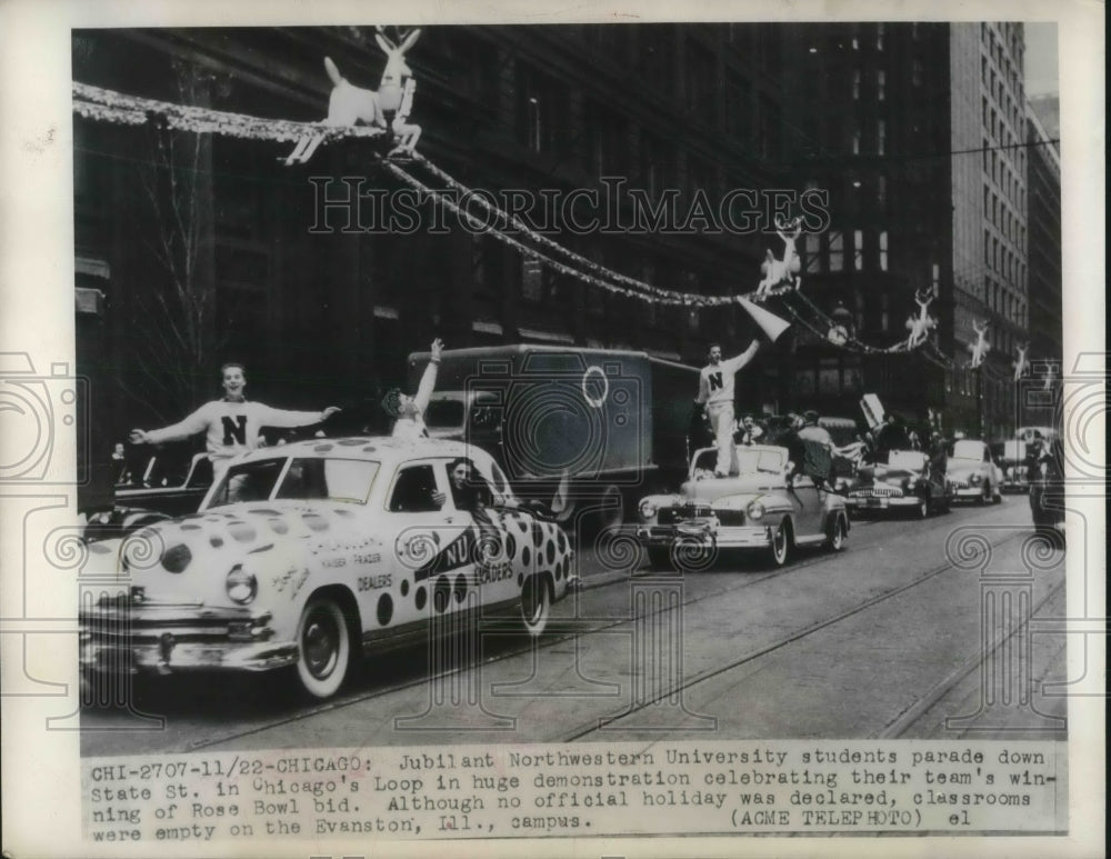 1948 Press Photo NW Univ. students in parade in Chicago won Rose Bowl bid - Historic Images